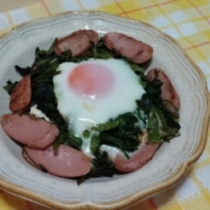 ほうれん草とギョニソの巣ごもり卵丼